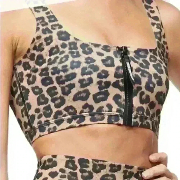 Good American Leopard Print Sports Bra Size 0 - Picture 4 of 4